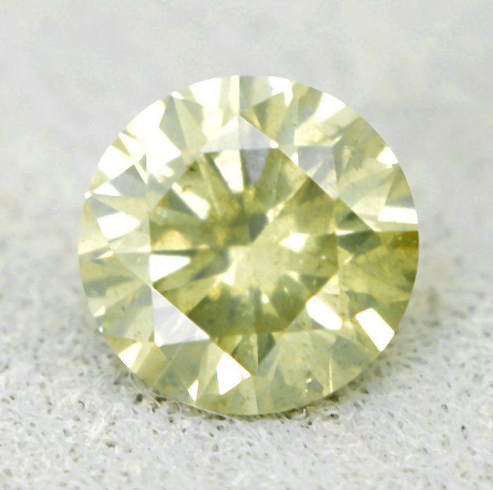 Ingen mindstepris - 1 pcs Diamant  (Naturfarvet)  - 031 ct - Fancy light Grålig Gul - I1 - Gem Report Antwerp (GRA)