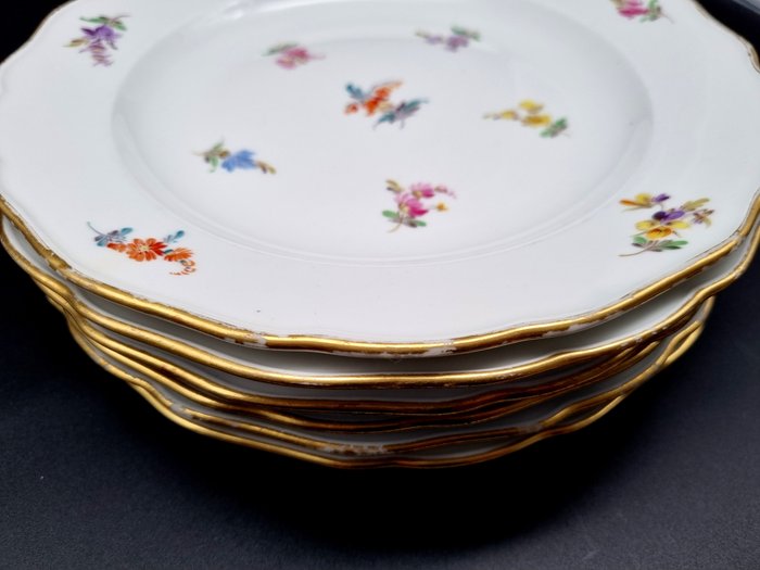 Meissen - Bordservice - 1 valg! Blomsterdekoration med guldkant 6 x middagstallerkener ca 25 cm - Porcelæn