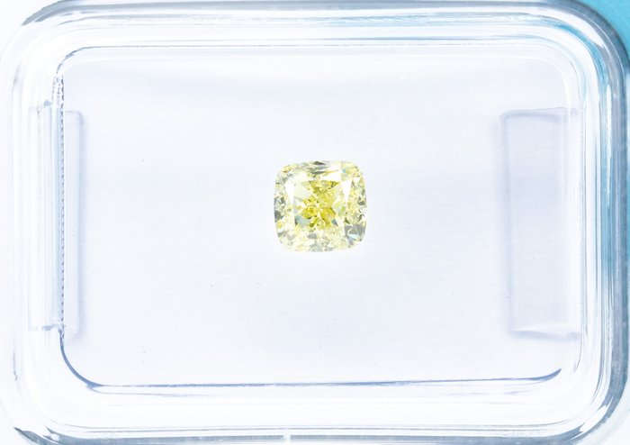 Ingen mindstepris - 1 pcs Diamant  (Naturfarvet)  - 0.50 ct - Pude - Fancy Gul - SI1 - International Gemological Institute (IGI)