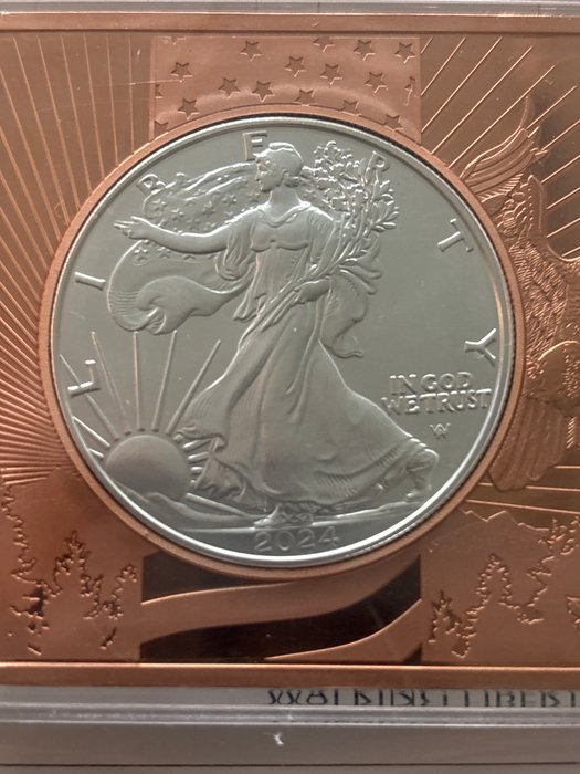 Förenta staterna. 1 Dollar 2024 American Eagle 1 Oz Silber 2024 USA eingefasst in einem 3 Oz Kupferbarren  (Ingen mindstepris)