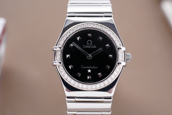 Omega - Constellation Ladies Diamond Bezel - 1475.51.00 - Kvinder - 2011-nu