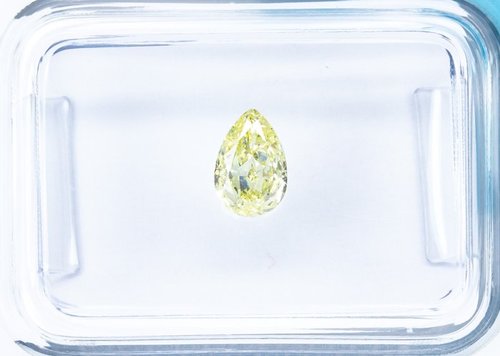 Ingen mindstepris - 1 pcs Diamant  (Naturfarvet)  - 0.50 ct - Pære - Fancy light Gul - SI1 - International Gemological Institute (IGI)