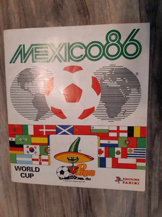 Panini mit Walt Disney Mittelseite - World Cup Mexico 86 - Diego Maradona - 1 Complete Album