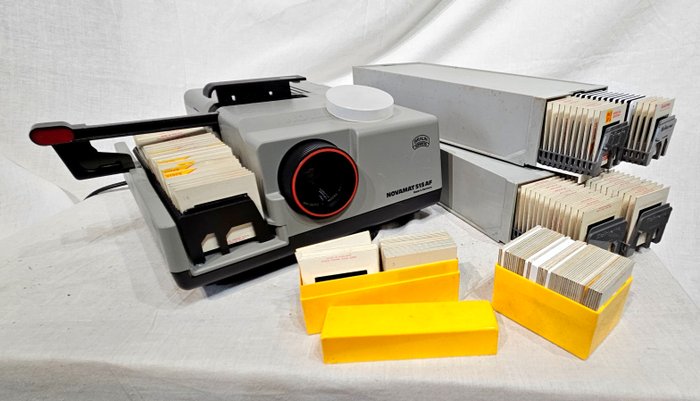 Braun Novamat 515 AF autofokus + 300 diapositive [60s-70s family slides) 35 mm skydeprojektor