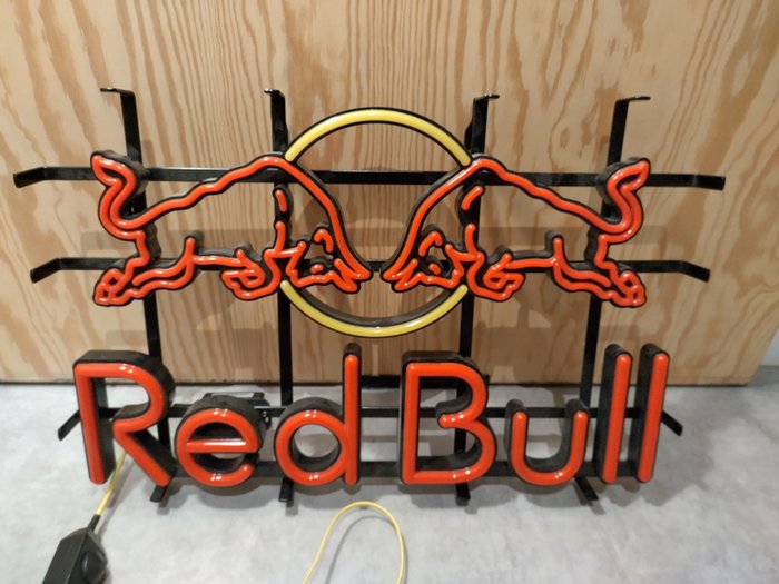 Neonsign Red Bull - Neon lysskilt - Glas, Kobber, Metal