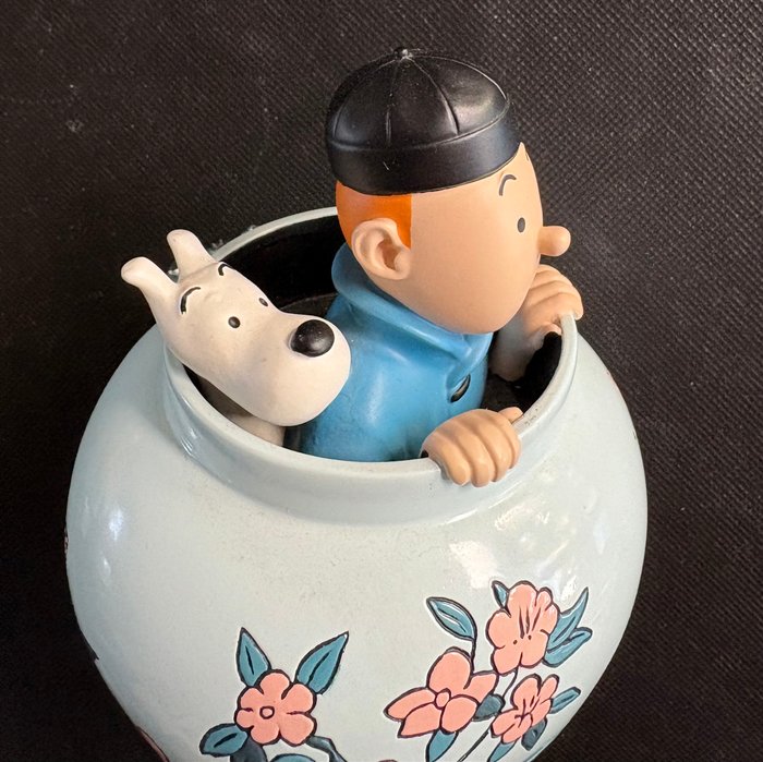 Tintin - Statuette Moulinsart 46951 - La Potiche (17 cm.) - Le Lotus Bleu - 1 Statuette - 2001