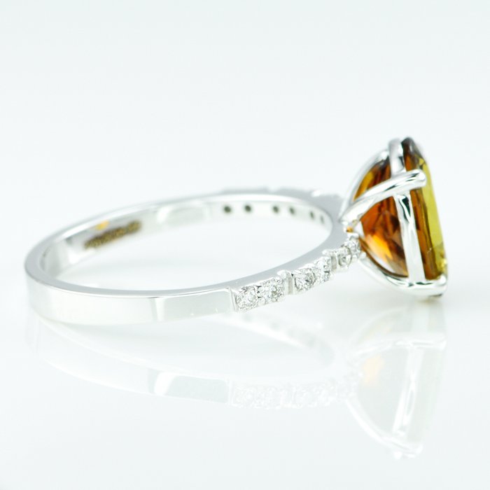 Ring - 14 karat Hvidguld -  2.09ct. tw. Turmalin - Diamant