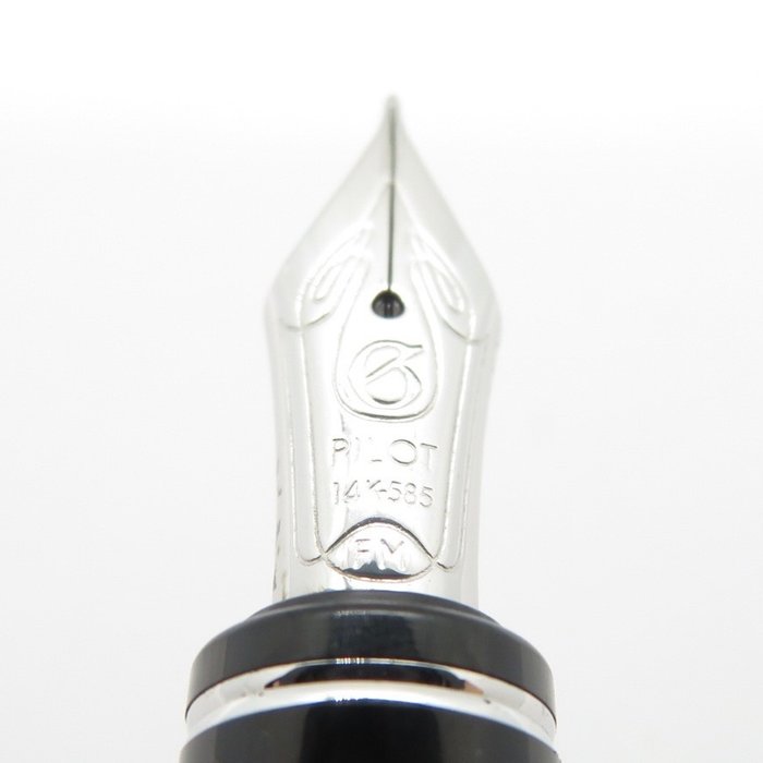 Pilot - Grance (green and black marble) - 14K gold nib (FM) - Fyldepen