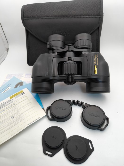 Zoom binoculars - Nikon Action CF 7-15X35 Fernglas - 1990-2000 - Nikon