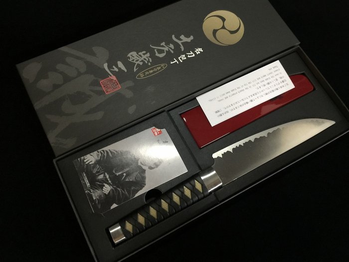 Japanese Sword Type Kitchen Knife / 新選組 SHINSENGUMI 土方歳三 HIJIKATA TOSHIZO Model - Køkkenkniv -  Japansk køkkenkniv - Stål - Japan