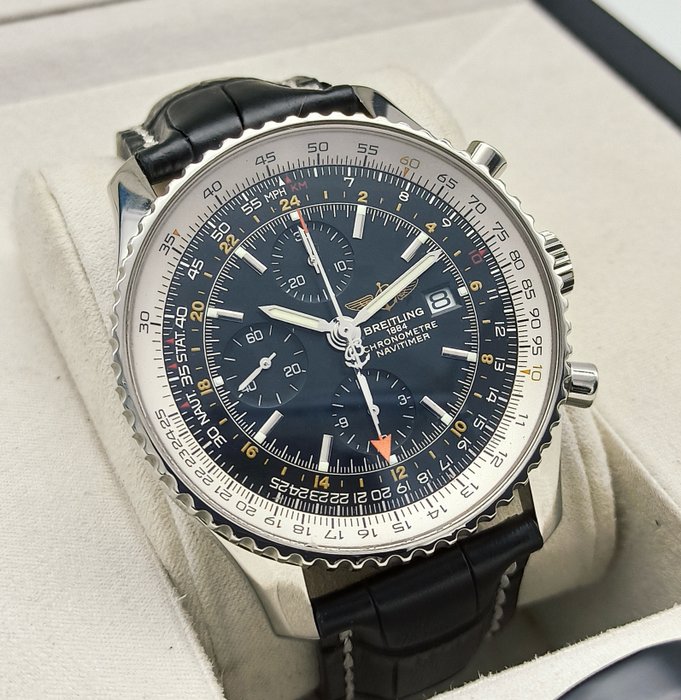 Breitling - Navitimer Chronograph GMT 46 - A24322 - Mænd - 2010-2020