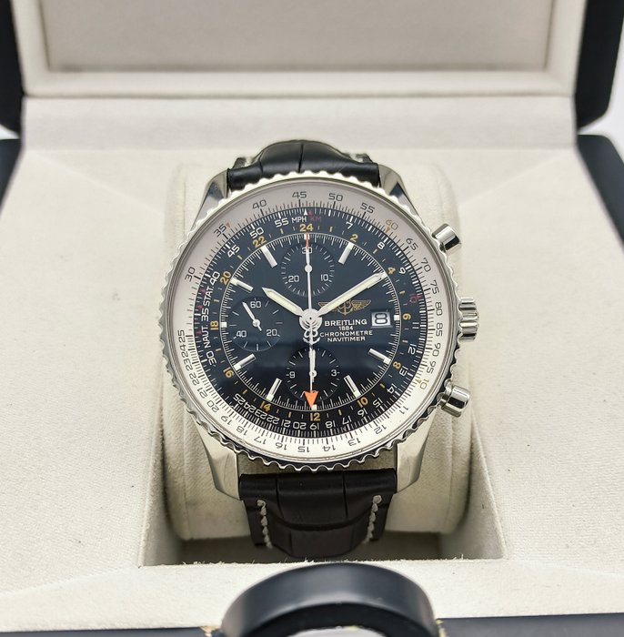 Breitling - Navitimer Chronograph GMT 46 - A24322 - Mænd - 2010-2020