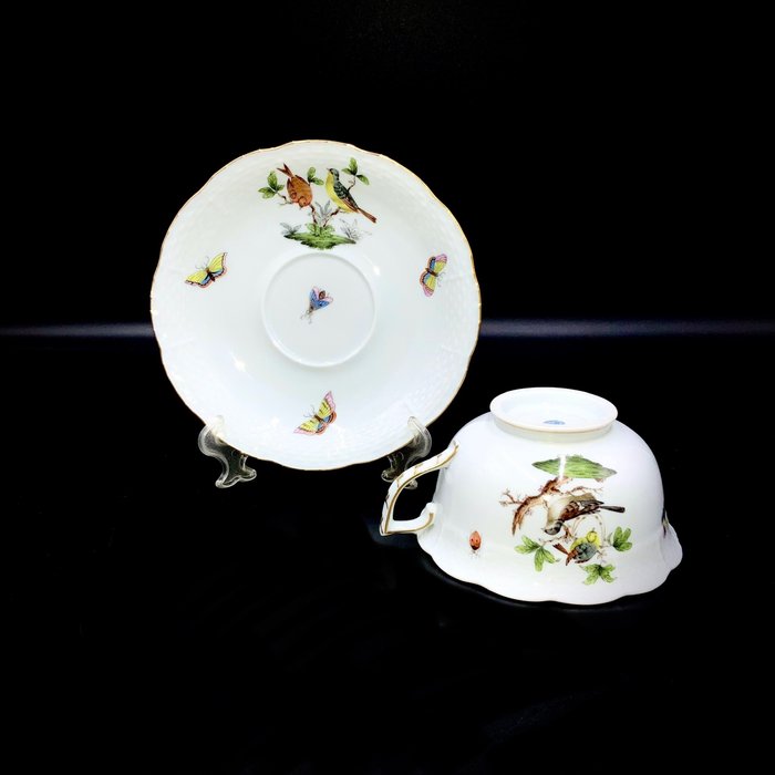 Herend - Exquisite Tea Cup and Saucer (2 pcs) - Largest Size - Rothschild Bird - Tekop - Håndmalet porcelæn