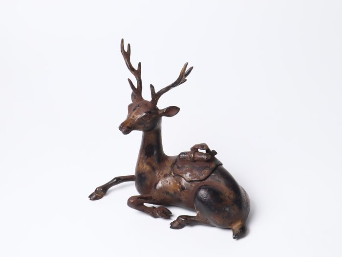 Deer Incense Burner 色絵銅 鹿香炉 with Wooden Box - Statue Kobber - Japan