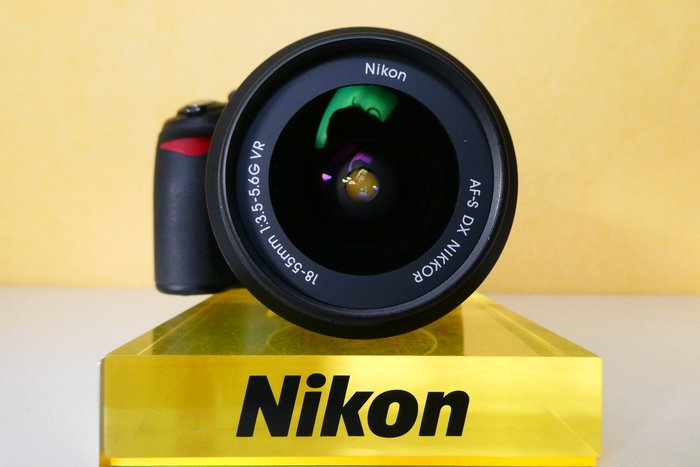 Nikon D3100 met Nikon 18-55mm AF-S VR (vibration reduction) lens Digitalkamera