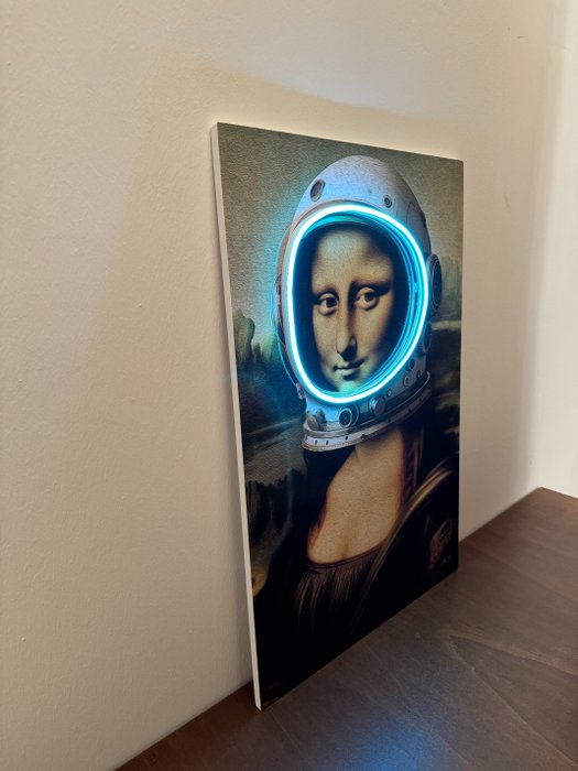 LEDMansion (1995) - Gioconda Astronaut Led Wall Art