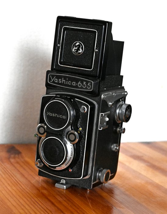 Yashica 635 - 6x6 en 35mm format | 120/mellemformat kamera