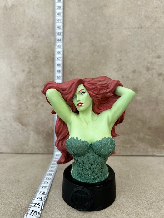 Eaglemoss - Catwoman, Harley Quinn, Poison Ivy - 1 - Batman universe