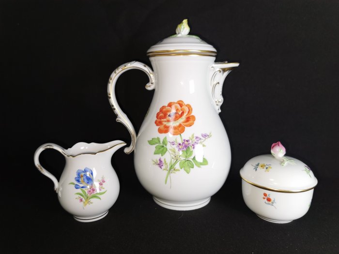 Meissen - Kaffeservice (21) - Servizio da caffè per 6 persone a " Blume 2 " dipinta a mano - Porcelæn