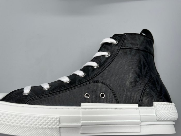 Christian Dior - Sneakers - Størelse: Shoes / EU 43