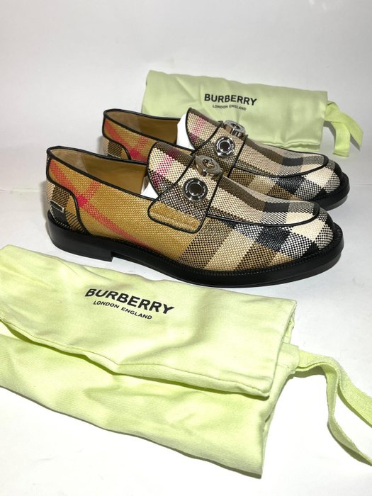 Burberry - Mokassiner - Størelse: Shoes / EU 38