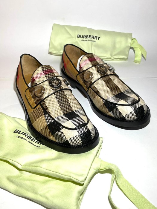 Burberry - Mokassiner - Størelse: Shoes / EU 38