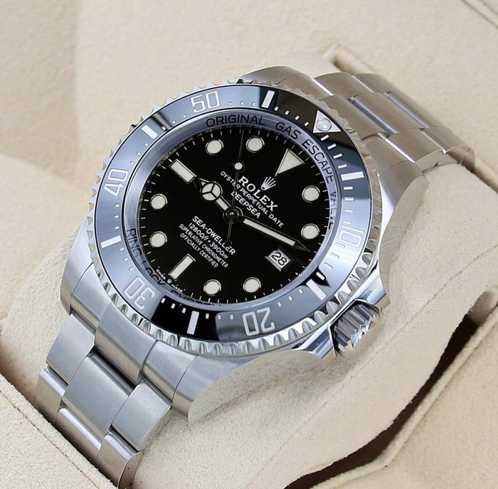 Rolex - Sea-Dweller Deep Sea - 136660 - Mænd - 2011-nu