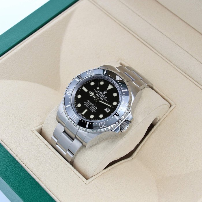 Rolex - Sea-Dweller Deep Sea - 136660 - Mænd - 2011-nu