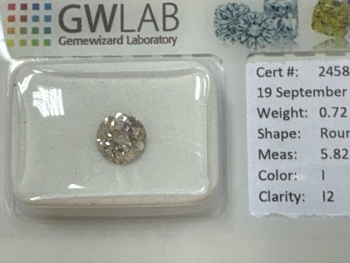 Ingen mindstepris - 1 pcs Diamant  (Natur)  - 0.72 ct - Rund - I - I2 - Gemewizard Gemological Laboratory (GWLab)