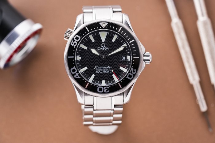 Omega - Seamaster Diver 300 M Schwerty - 22625000 - Mænd - 1990-1999