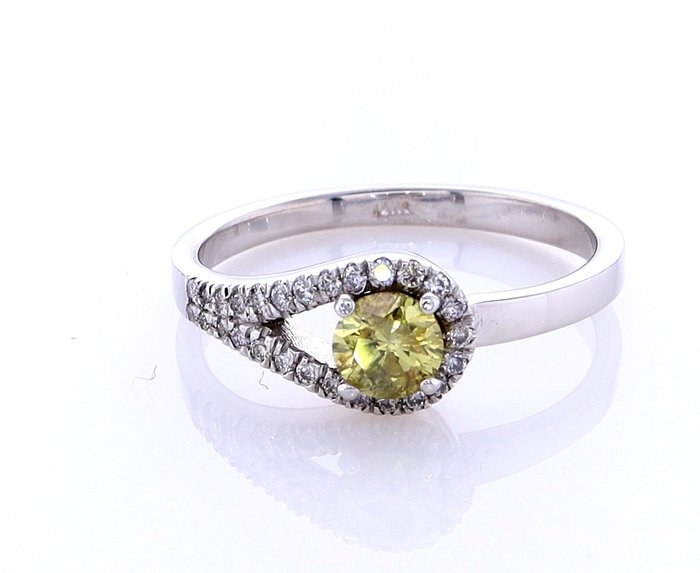 Ring - 14 karat Hvidguld -  060ct tw Diamant (Naturfarvet) - Diamant