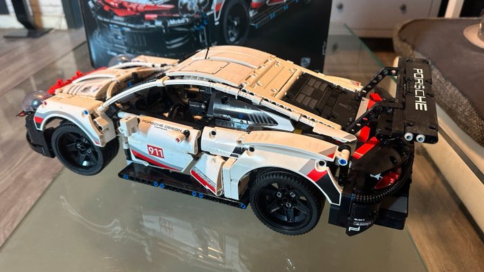 Lego - Technic - 42096 - Porsche 911 RSR - 2010-2020