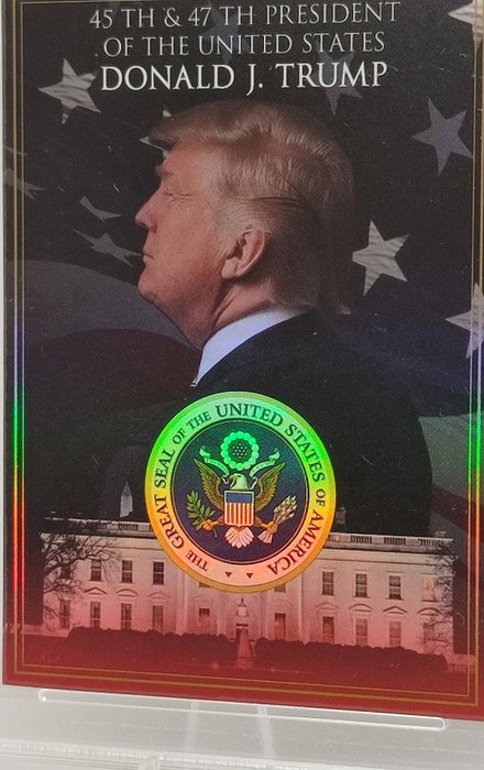 Donald J. Trump Collectible Card Graded card - 45th  47th President of the United States - WCG 10