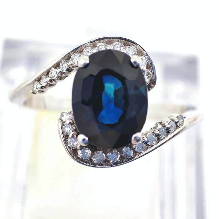 Ingen mindstepris - Ring - 18 kraat Hvidguld -  2.60ct. tw. Safir - Diamant