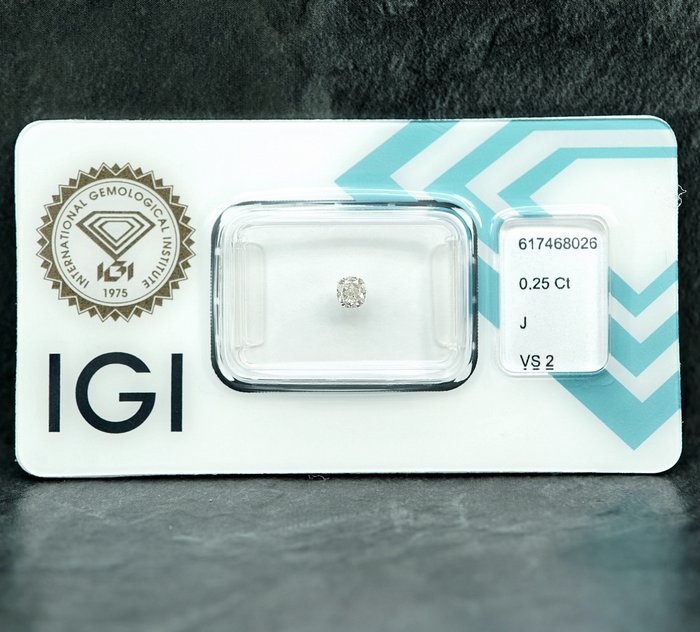 1 pcs Diamant  (Natur)  - 0.25 ct - J - VS2 - International Gemological Institute (IGI)