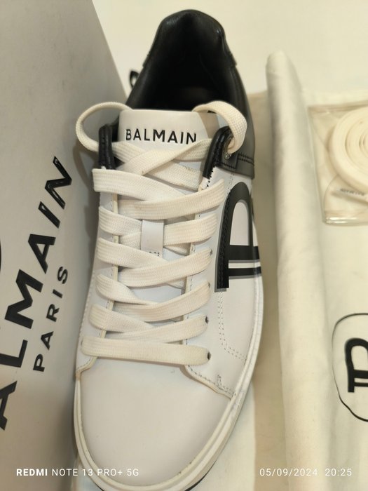 Balmain - Sneakers - Størelse: Shoes / EU 37