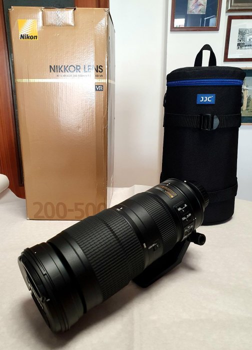 Nikon AF-S 200-500 mm f/5,6 E ED VR Zoomobjektiv