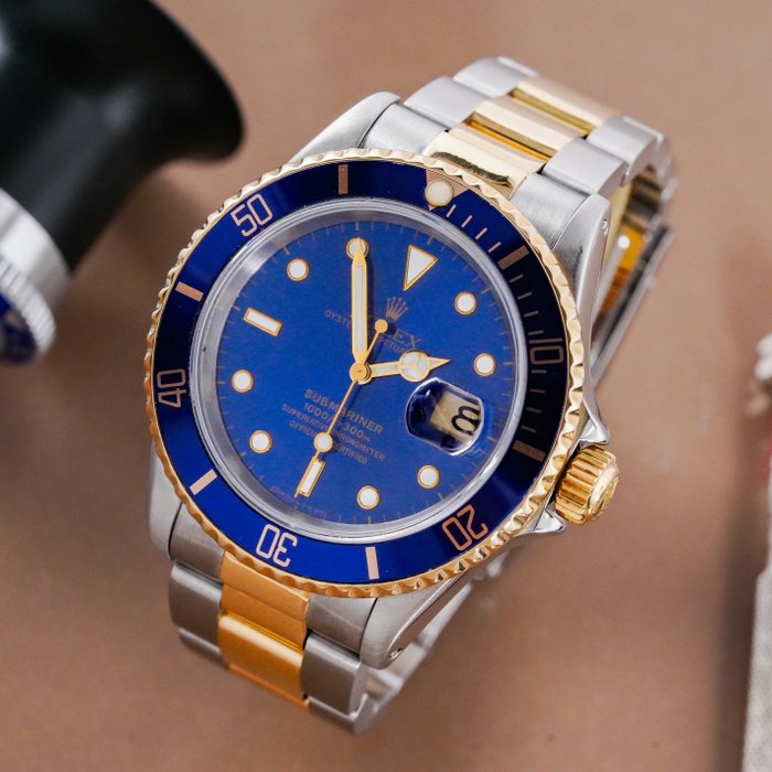 Rolex - Submariner Date Blue Dial - Ingen mindstepris - 16613 - Mænd - 1990-1999