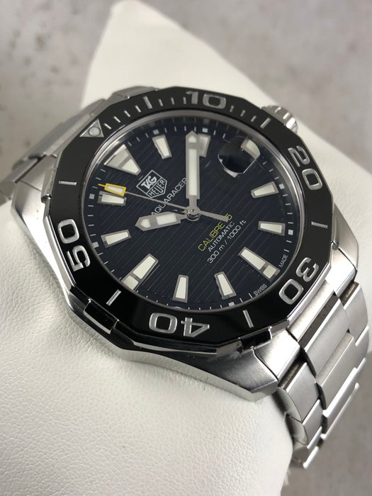 TAG Heuer - Aquaracer 300M Calibre 5 Automatic - WAY211A-1 - Mænd - 2011-nu