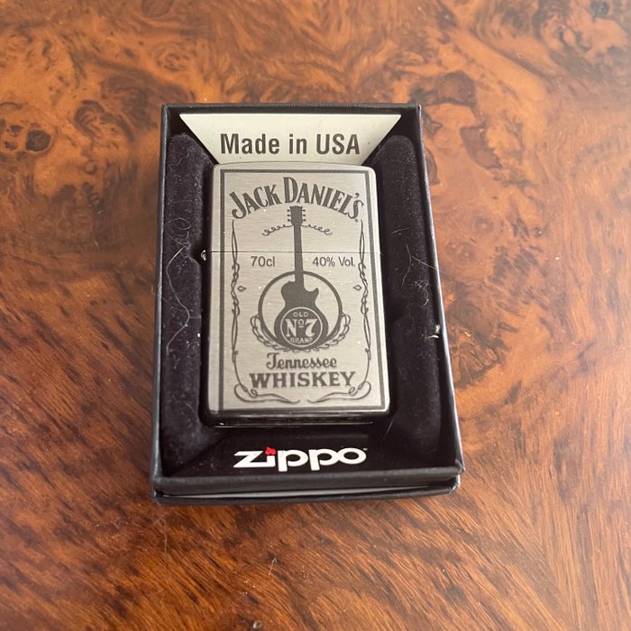 Zippo Star Jack Daniels Guitar Version - Lighter - Messing, Stål (rustfrit)