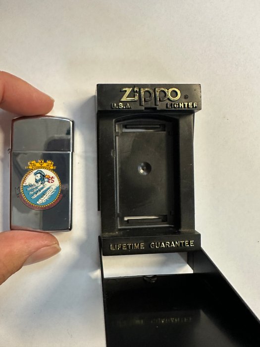 Zippo - Lighter - Jern (støbt/smeltet)