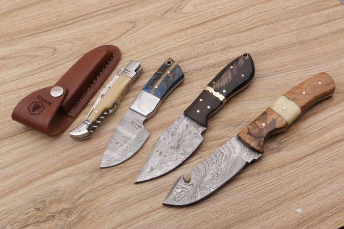 Køkkenkniv -  Håndværk af kunstner K Romain Knives Ideel til specifikke køkkenformål En prestigefyldt kollektion - Læder smedet stål Burl Wood Bone - Frankrig