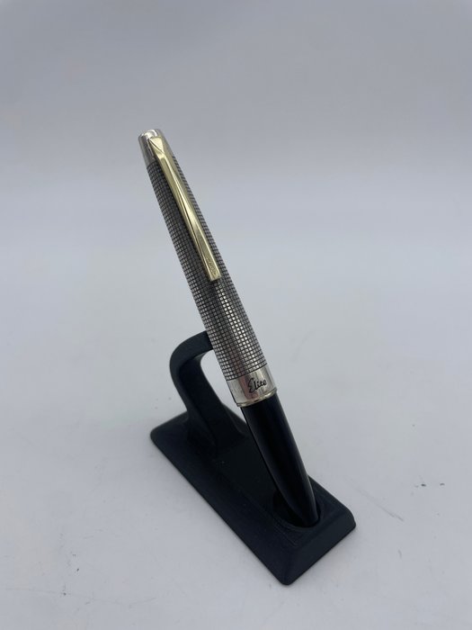 Pilot - Pilot Elite Pocket Pen - Sterling Silver Cap - 18kt Gold Fine (F) script nib - Vulpen - Fyldepen