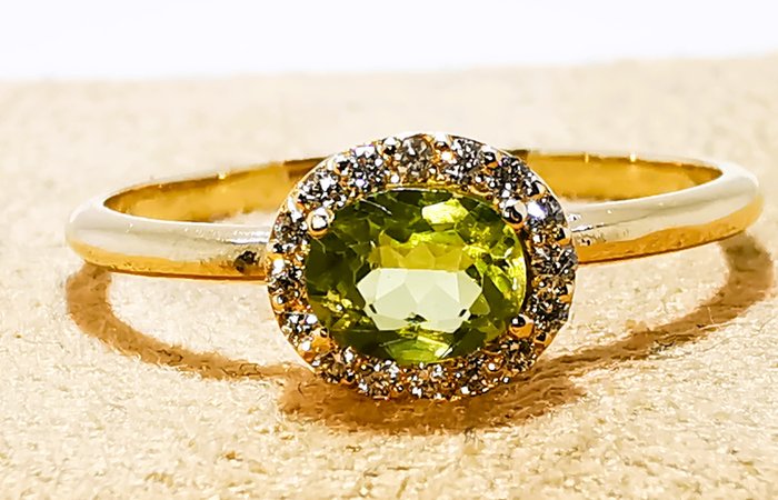 Ingen mindstepris - Ring - 14 karat Gulguld Peridot