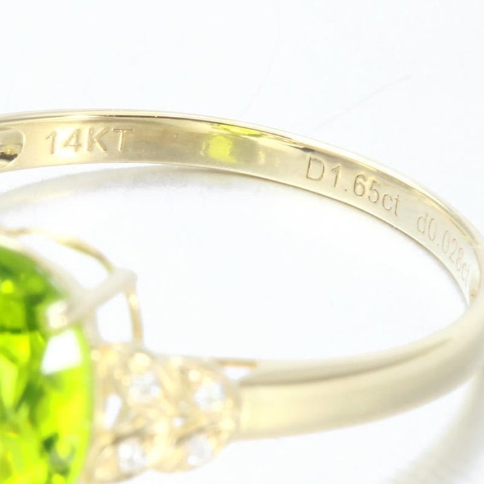 Ingen mindstepris - Ring - 14 karat Gulguld Peridot - Diamant