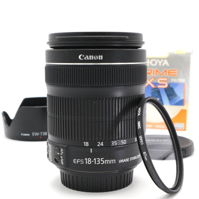 Canon EF-S 18-135mm F/3.5-5.6 IS STM met zonnekap en filter | Zoomobjektiv