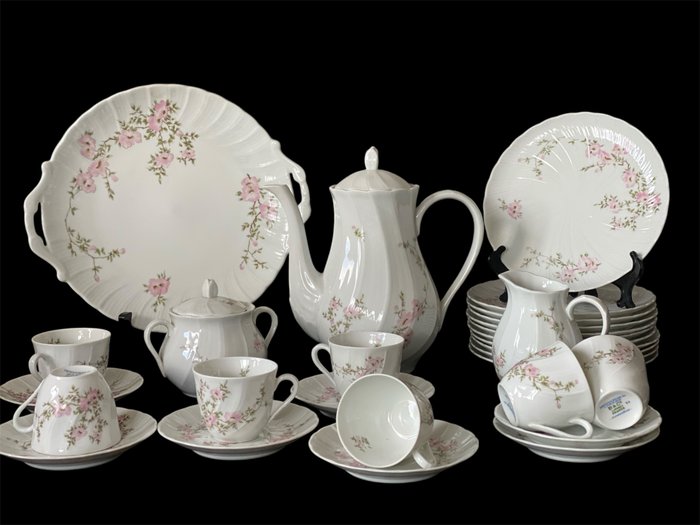 Bernardaud  Co Limoges - Morgenbakke sæt (30) - Amandine - Porcelæn