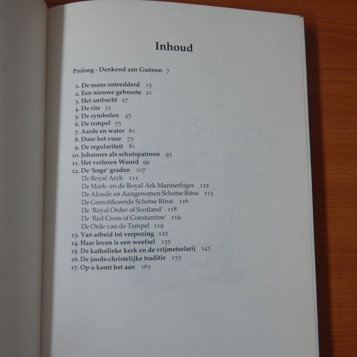 Piet van Brabant - Vrijmetselarij 3 boeken lexicon van de Loge, In het hart van de loge, De vrijmetselaars - 1993