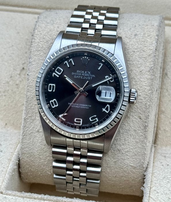 Rolex - Oyster Perpetual Datejust - 16200 - Mænd - 2000-2010