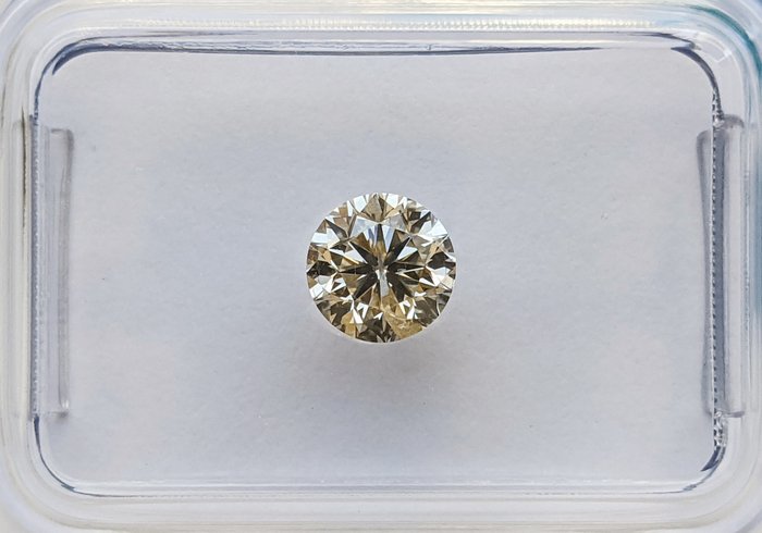 Ingen mindstepris - 1 pcs Diamant  (Naturfarvet)  - 0.60 ct - Rund - Fancy light Brunlig, Grå Gul - I1 - International Gemological Institute (IGI)